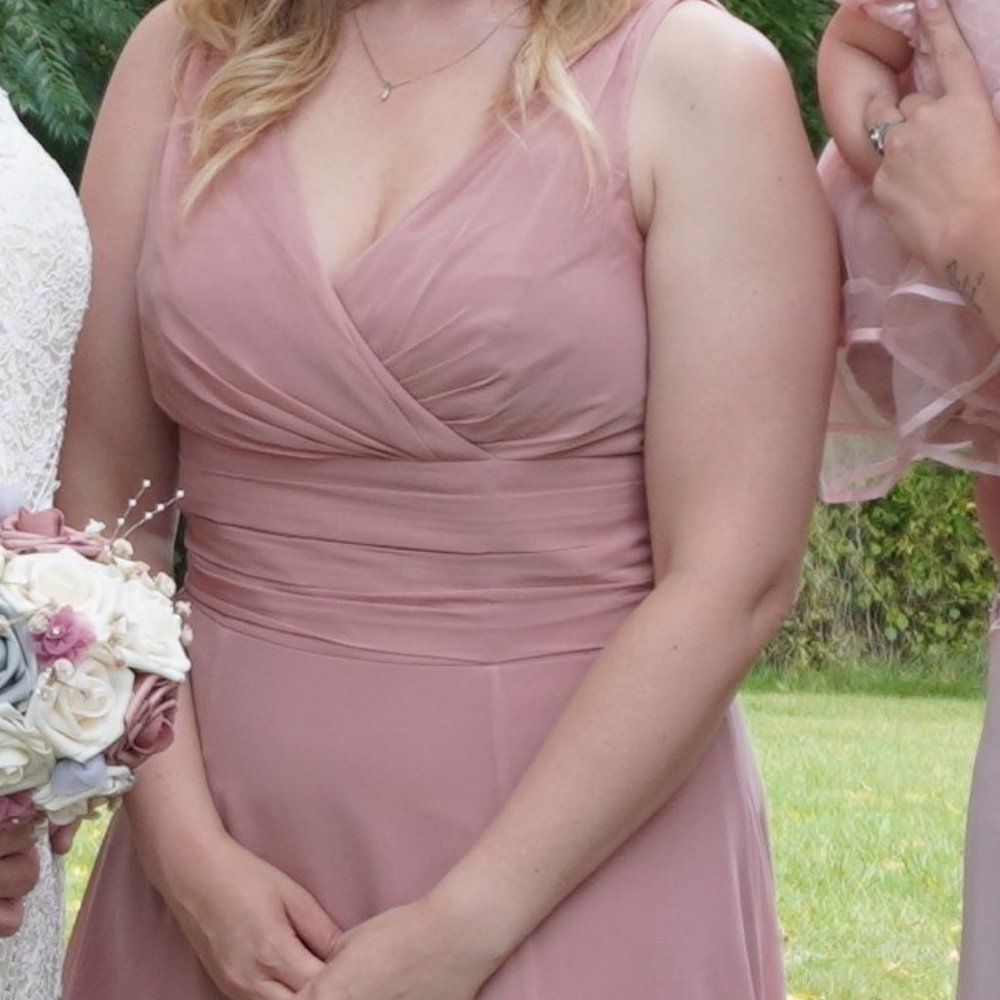 Bridesmaid Dress. David's Bridal, size 10, unaltered. Desert Coral